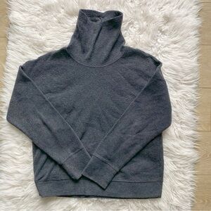 ❌ SOLD! Old Navy Active Grey Turtleneck